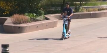 Vancouver e-scooter riders