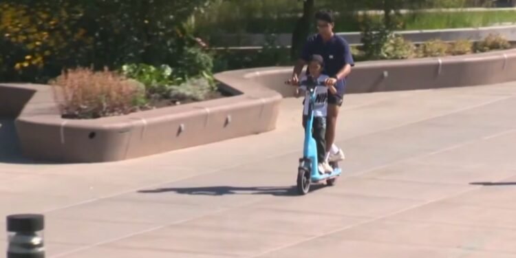 Vancouver e-scooter riders