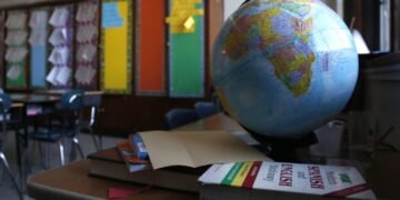 Canadian school trips (AP Photo/Charles Rex Arbogast)