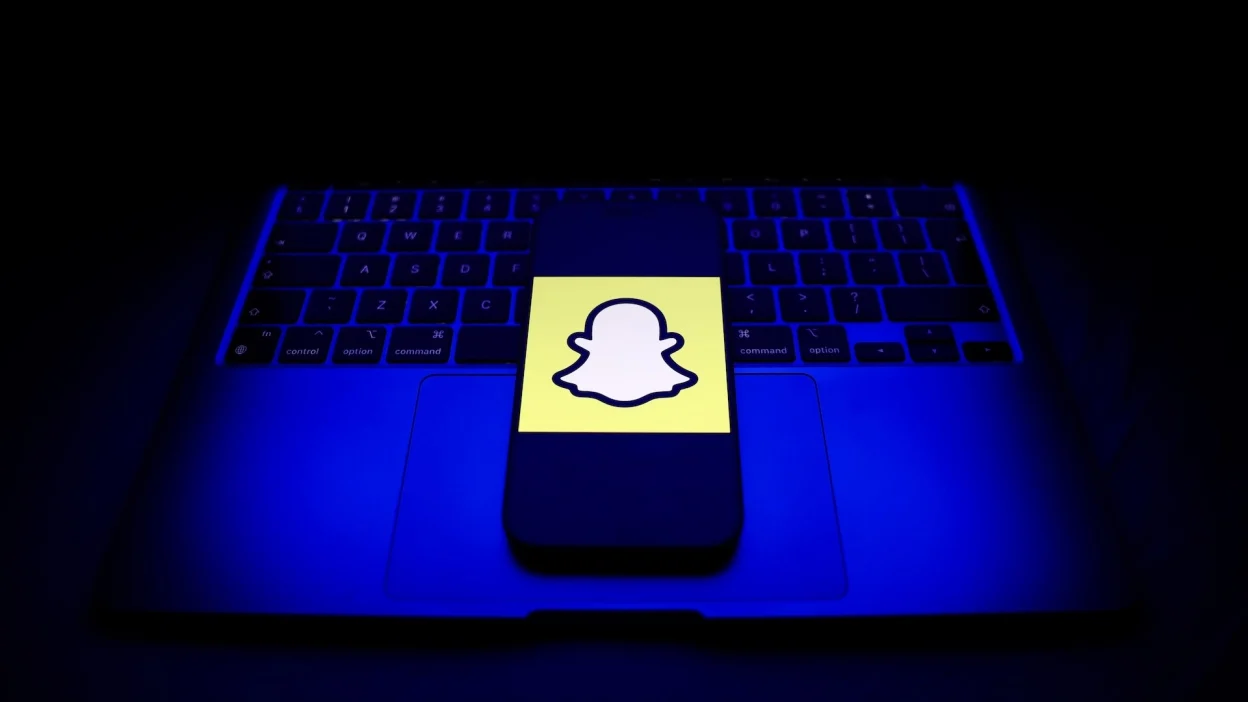 Snapchat CEO Evan Spiegel discussing teen time limits