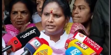 ചിറയിൻകീഴിൽ കോൺഗ്രസിൽ കൈയാങ്കളി: രമ്യ ഹരിദാസ് എം.എൽ.എയ്ക്ക് മർദനമേറ്റതായി പരാതി, 7 പേർക്കെതിരെ കേസ് 3 Ramya Haridas MLA